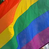 Eine Regenbogenfahne (Foto: Pixabay / fsHH)