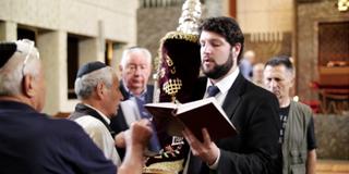 Der Kantor der jüdischen Gemeinde Saarbrücken Benjamin Chait (Foto: SR Fernsehen)