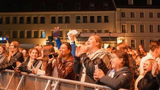 Blick in die erste Reihe des Publikums (Foto: UNSERDING)