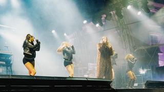 Leony aus der Bühne (Foto: UNSERDING)