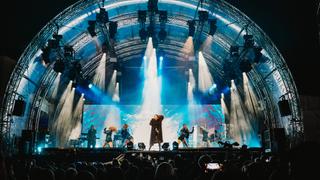 Blick auf die Bühne (Foto: UNSERDING)