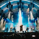 Blick auf die Bühne (Foto: UNSERDING)