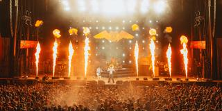 Feuershow auf der Mainstage bei Yungblud (Foto: MxM Photo)