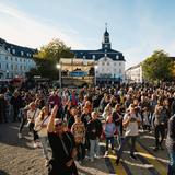 Blick von der Bühne ins Publikum (Foto: UNSERIDNG)
